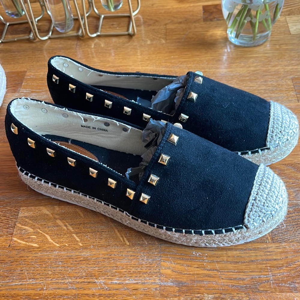 New Espadrilles black with gold studs